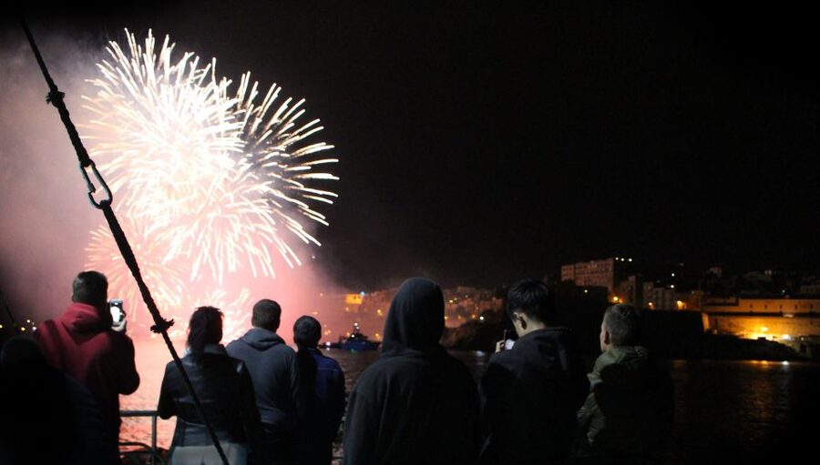 Malta: Valletta, Sliema, Bugibba Fireworks Festival Cruise - The main drawbacks to keep in mind