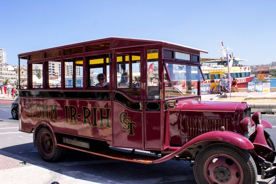 Malta: Vintage Bus Ride through the Three Cities - Key points to know before you book