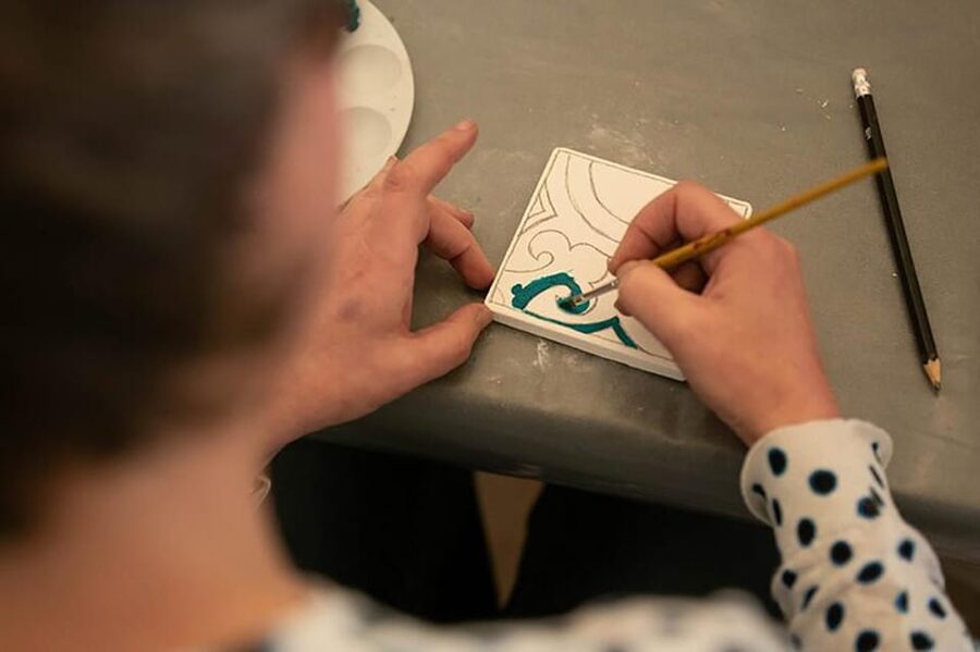 Maltese Tile - Souvenir painting workshop with local - From white cement to painted tile