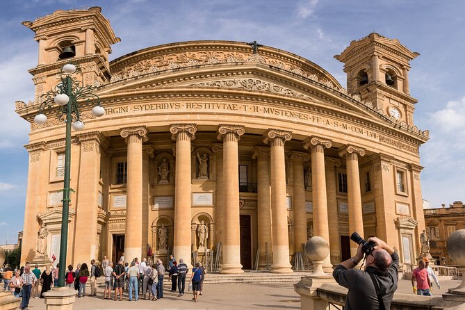 Mdina and Highlights of Malta Full Day Guided Tour Incl. Lunch and Transfers - San Anton Gardens in Attard
