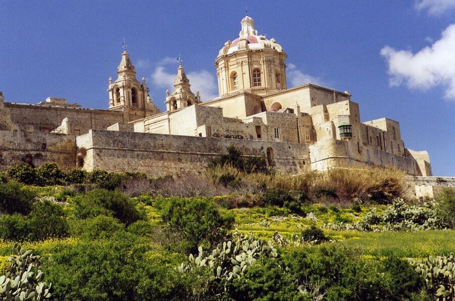 Mdina and Rabat Private Walking Tour with local pastizzi - Crossing into Rabat
