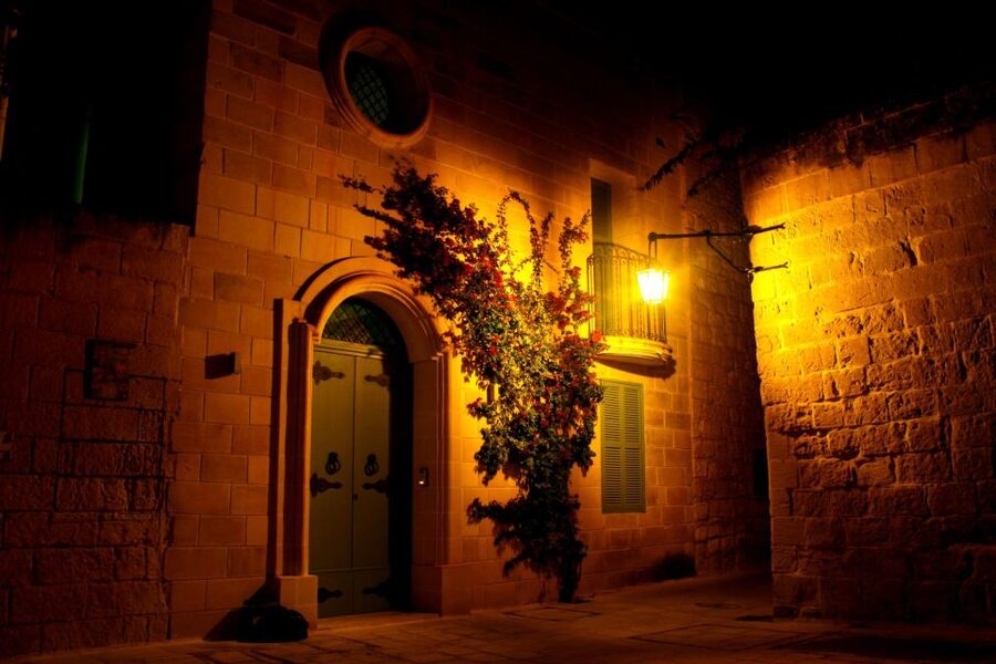Mdina: Valletta Waterfront Area, Mdina, and Rabat Night Tour - Should you book the Mdina night tour?