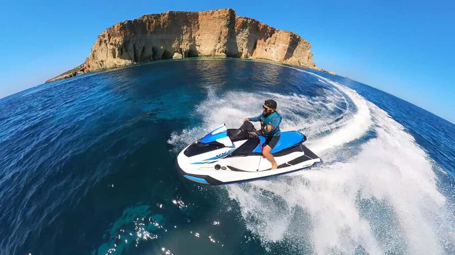 Mellieha: Jet Ski Rental - Staff help and small touches