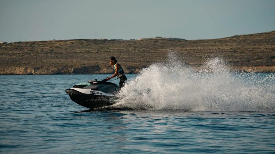 Mellieha: Jet Ski Rental with Safety Boat - Arrival at the Labranda Hotel