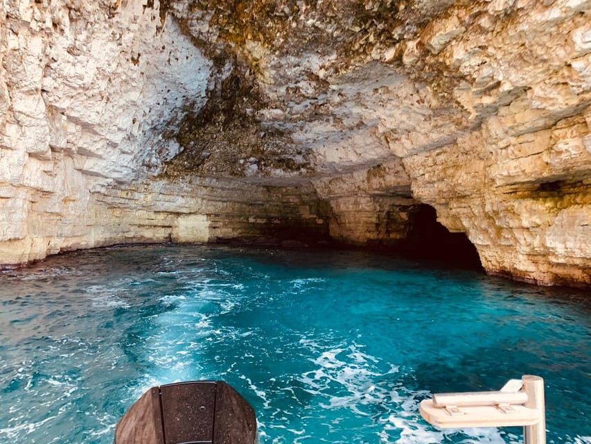 Mellieha: Speedboat Trip Round Comino Caves 2h @ Blue Lagoon - Key points to know before you book