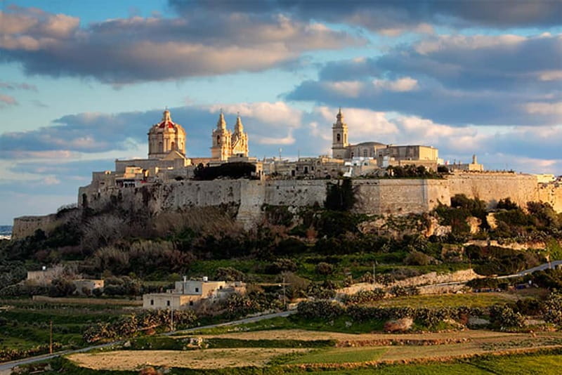 Mosta, Crafts Village, Mdina & Valletta Full-Day inc Platter - Mosta Rotunda and the giant dome