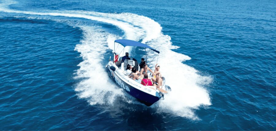 Private Boat Tour: Discover Comino's Blue and Crystal Lagoon - Cominotto and the sea caves