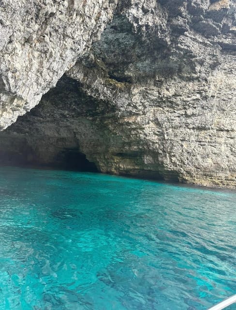Private Boat Tours From Malta/Gozo: Comino & Blue Lagoon - Why a private boat makes sense around Comino