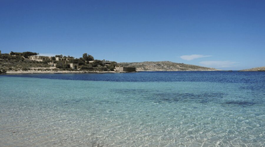 Private Boat Trip: Explore Comino, Blue Lagoon & Santa Maria - Blue Lagoon: famous for good reason