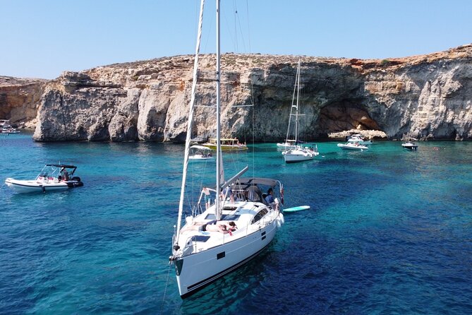 Private Day Charter on Amazing Mowgli - Morning coffee and the value of a private boat