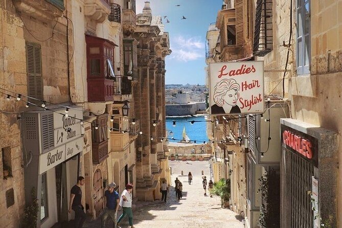 Private Sightseeing Tour across Malta, Gozo & Comino - What the chauffeur does, and what you must not expect
