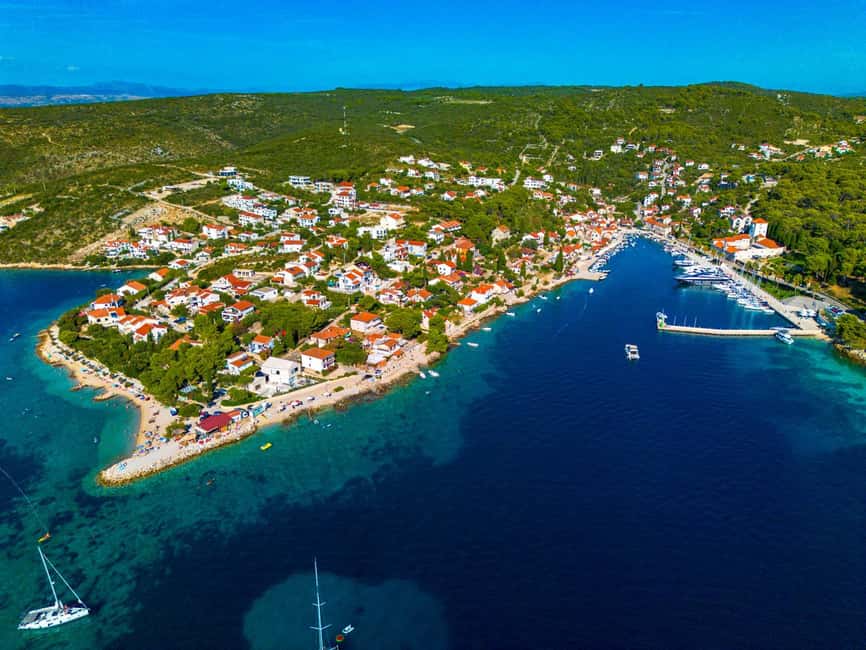 Private Speedboat Tour: Blue Lagoon & 3 Islands from Split - A private route from Split with room to choose