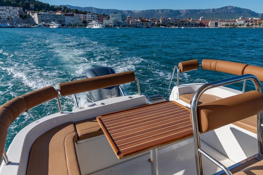Private Speedboat Tour: Blue Lagoon & 3 Islands from Split - Maslinica is the quieter optional choice