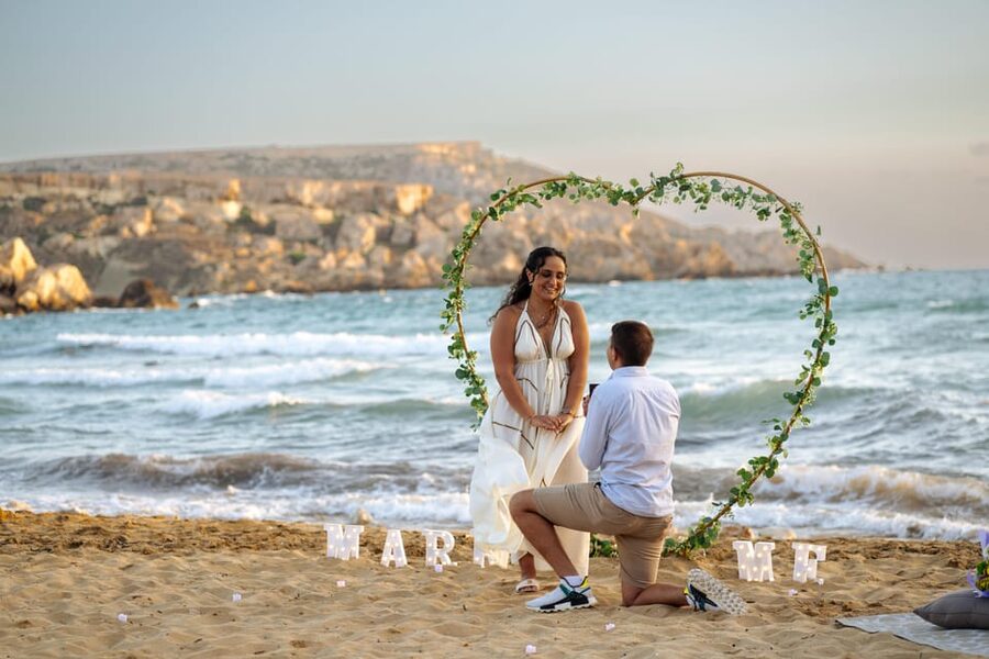 Proposal Photoshoot with Professional Photographer in Malta - Setting the question in Malta