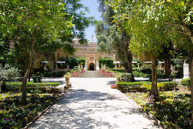 Rabat Mdina and San Anton Gardens Group Tour with St. Paul's Catacombs - Mdina, the Silent City, in one guided hour