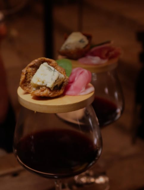 Romantic Wine Tasting Experience at Koccio Valletta - The final pour and dessert pairing