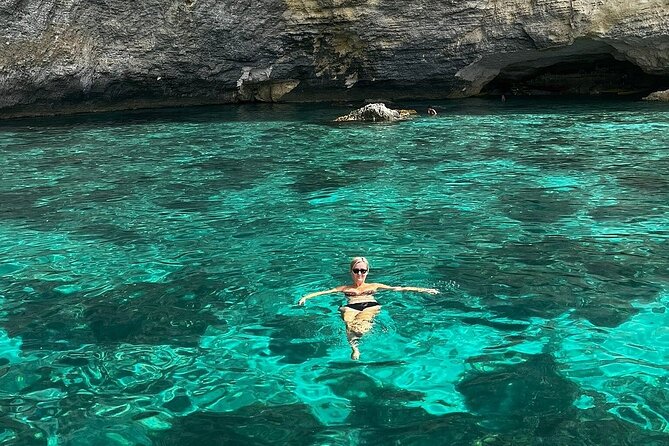 Snorkeling in Blue Lagoon Beaches and Bays Trip Comino - Santa Marija Bay: a calmer change of pace