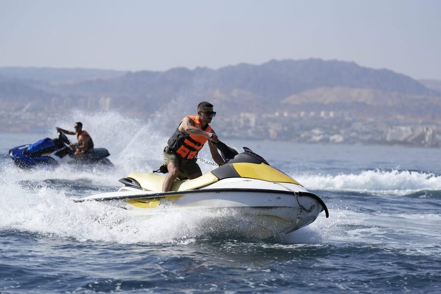 St. Julian's: Jet Ski Rental in St. George's Bay - What this St. Julian’s ride is really like