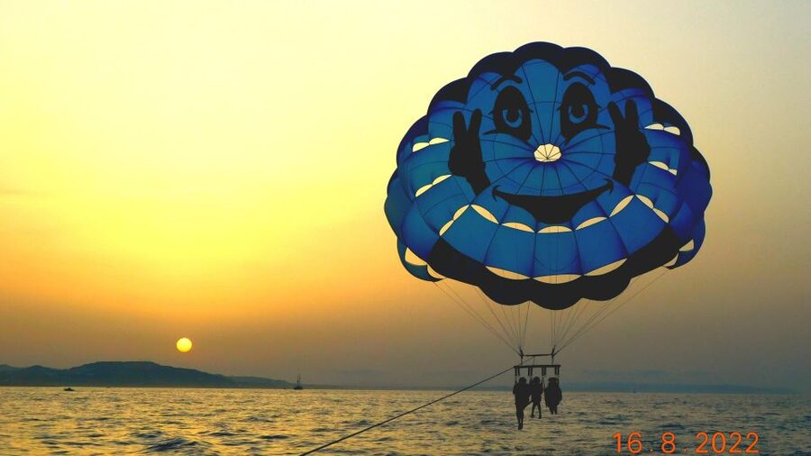 St. Julian's: Parasailing in Malta with Photos and Videos - Flying with friends, family, or a new partner