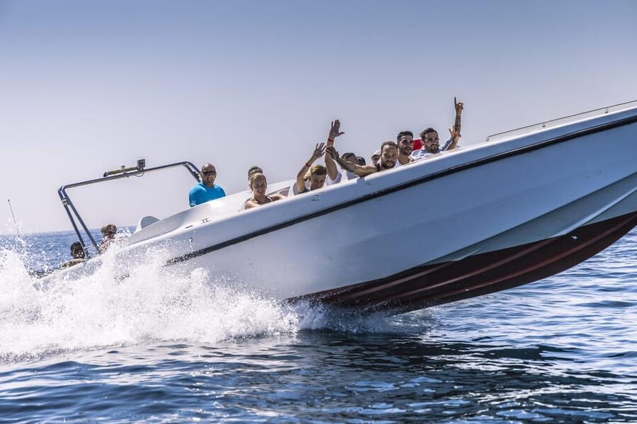 St Julian's: Powerboat Comino Blue Lagoon - The 30-minute run past St Paul’s Islands