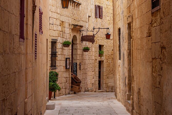 The Food & History Private Tour of Malta - Valletta option: a different version of the experience