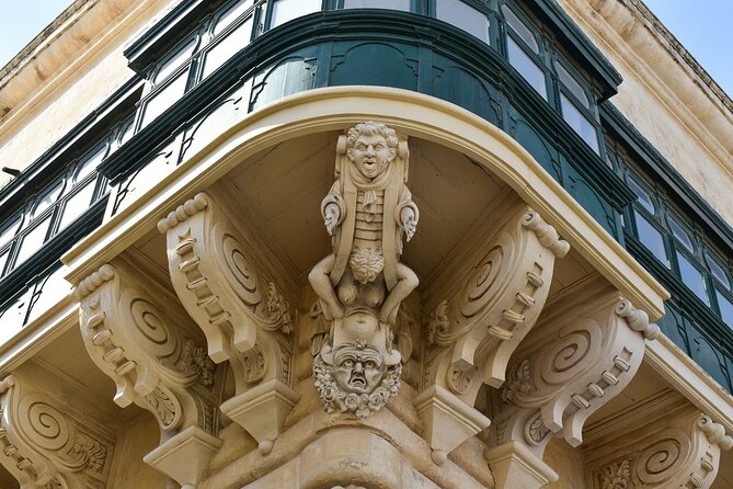 The Grand Tour of Valletta - Upper Barrakka Gardens and the Grand Harbour view