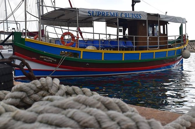 The Traditional Harbour Cruise - The ten creeks and the Three Cities