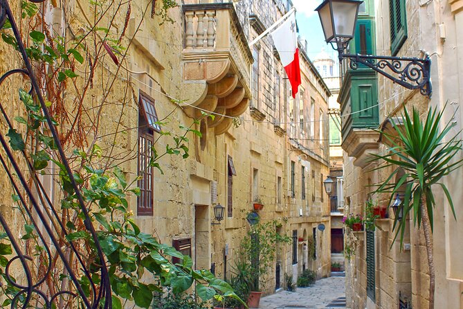 Three Cities guided tour including harbour boat tour - Senglea and the view from Gardjola Gardens