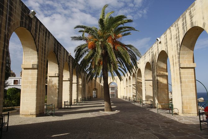 Valletta City of the Knights 3.5-Hour Walking Tour - Upper Barrakka Gardens and the Grand Harbour view