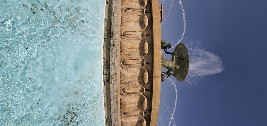 Valletta: City Walking Tour in a Small Group - Lower Barrakka Gardens and a needed pause