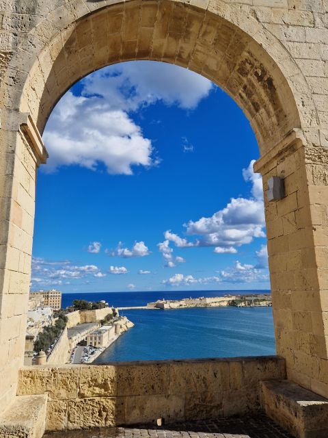 Valletta: Food Walking Tour with Tastings - The final Maltese meal at the Wembley Store