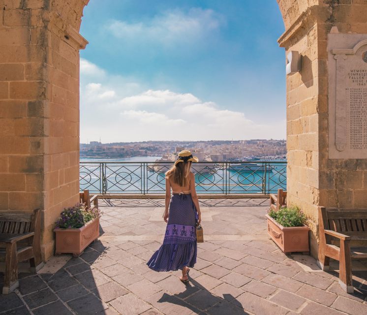 Valletta: Half-Day City Discovery Walking Tour - Auberge de Castille and the Knights’ ceremonial city