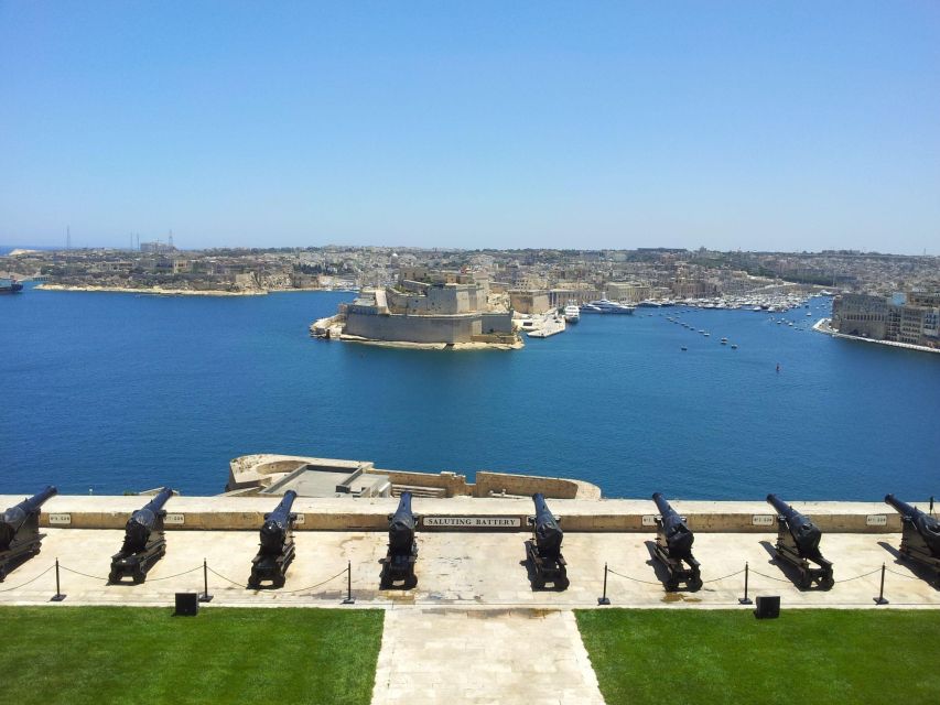 Valletta: Half-Day City Discovery Walking Tour - Auberge d’Italie and Palazzo Parisio