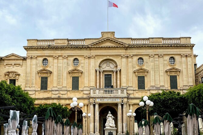 Valletta Private Walking Tour - Upper Barrakka Gardens and Grand Harbour views