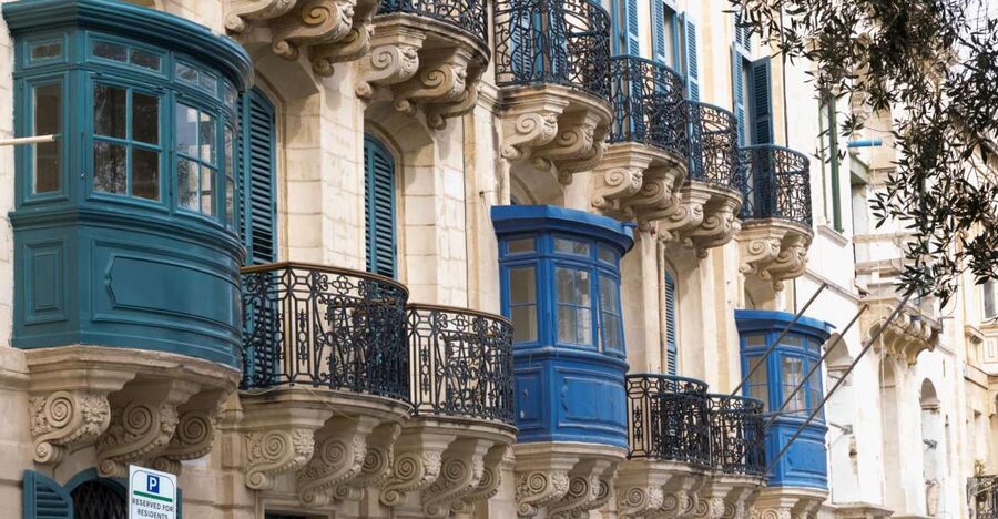 Valletta Private Walking Tour - Our Lady of Victories and Castile’s grand facade