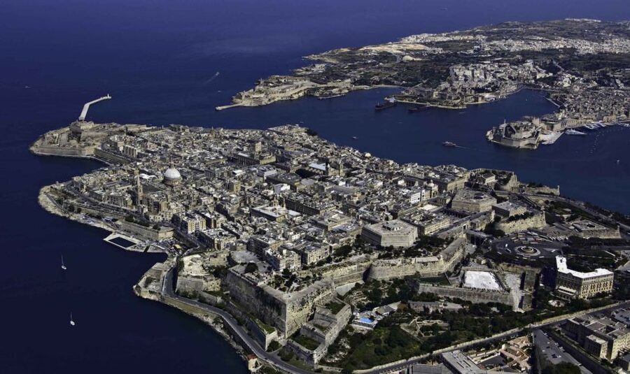 Valletta: Self-Guided Historical Walking Tour (Audio Guide) - Republic Square and Valletta’s civic center