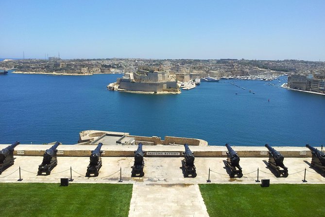 Valletta (UNESCO) guided tour, Malta Experience (included), Cathedral (optional) - How much history will the guide bring to life?