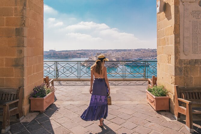 Valletta (UNESCO) guided tour, Malta Experience (included), Cathedral (optional) - Upper Barrakka Gardens and the first Grand Harbour view